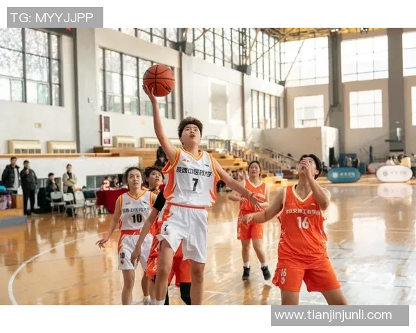 西安篮球队实力分析与欧冠足球的精彩对比探讨